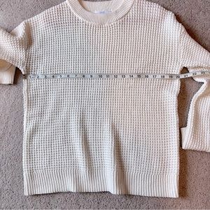 Time and Tru off white knit crew sweater size M